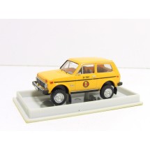Brekina Lada postbil